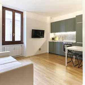 Nolo Walking Distance From Loreto E Corso Buenos Aires , Milano Italia