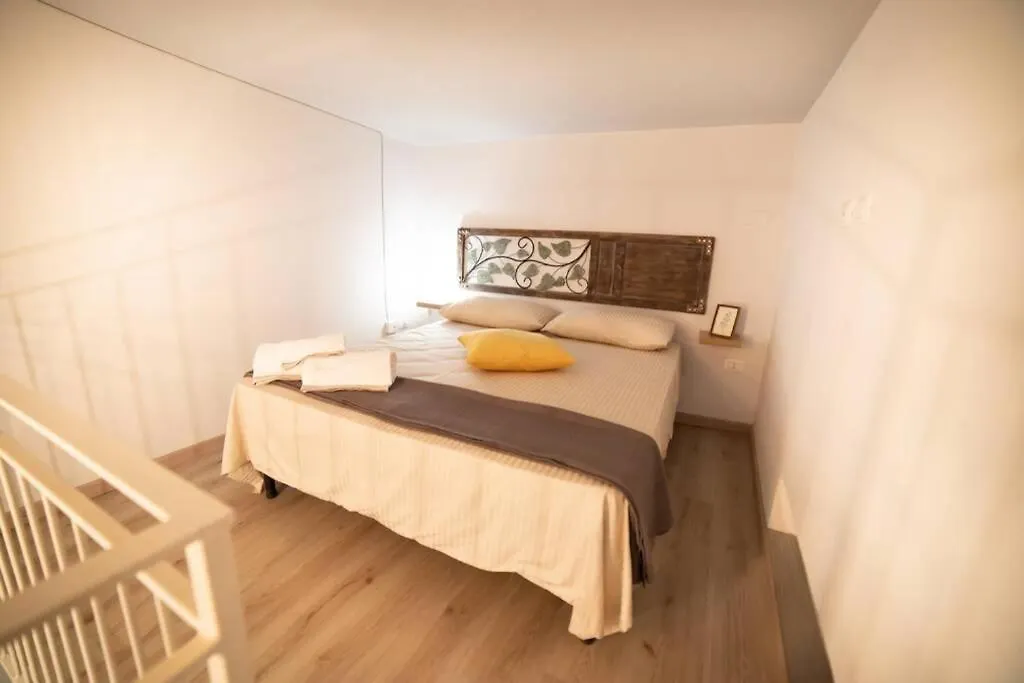 Relais San Mamaso-Centro Storico Apartment Verona